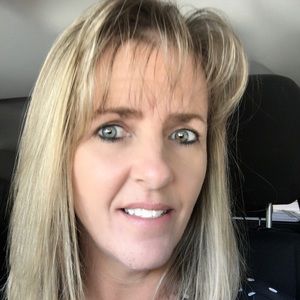 Meet your Posher, Jacqueline